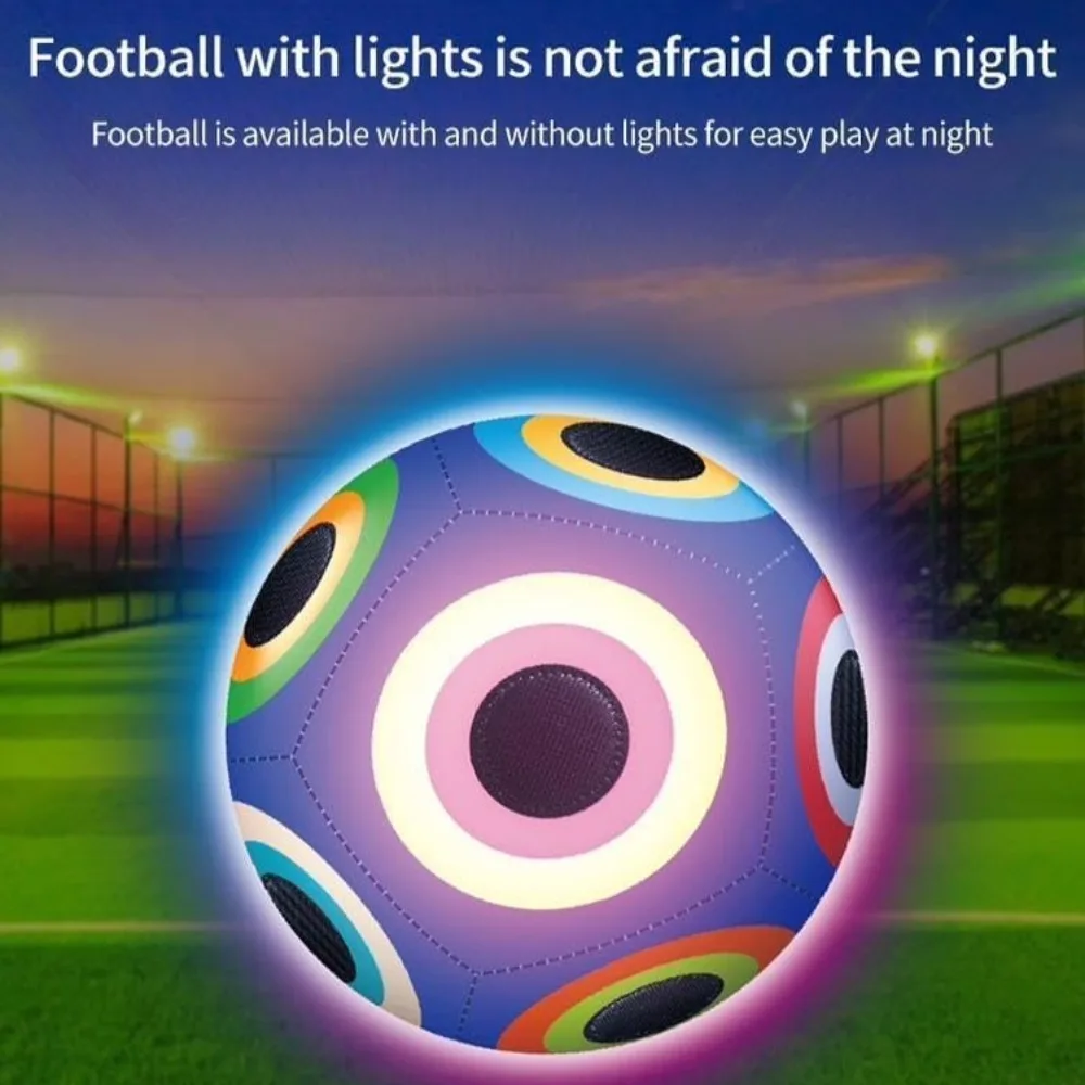Zestaw do gry w piłkę nożną dla dzieci z podświetlaną piłką, mata do gry w piłkę nożną, gra w rzucanie na tarczę do użytku w pomieszczeniach, zabawki sportowe na zewnątrz, prezent urodzinowy dla chłopców i dziewcząt