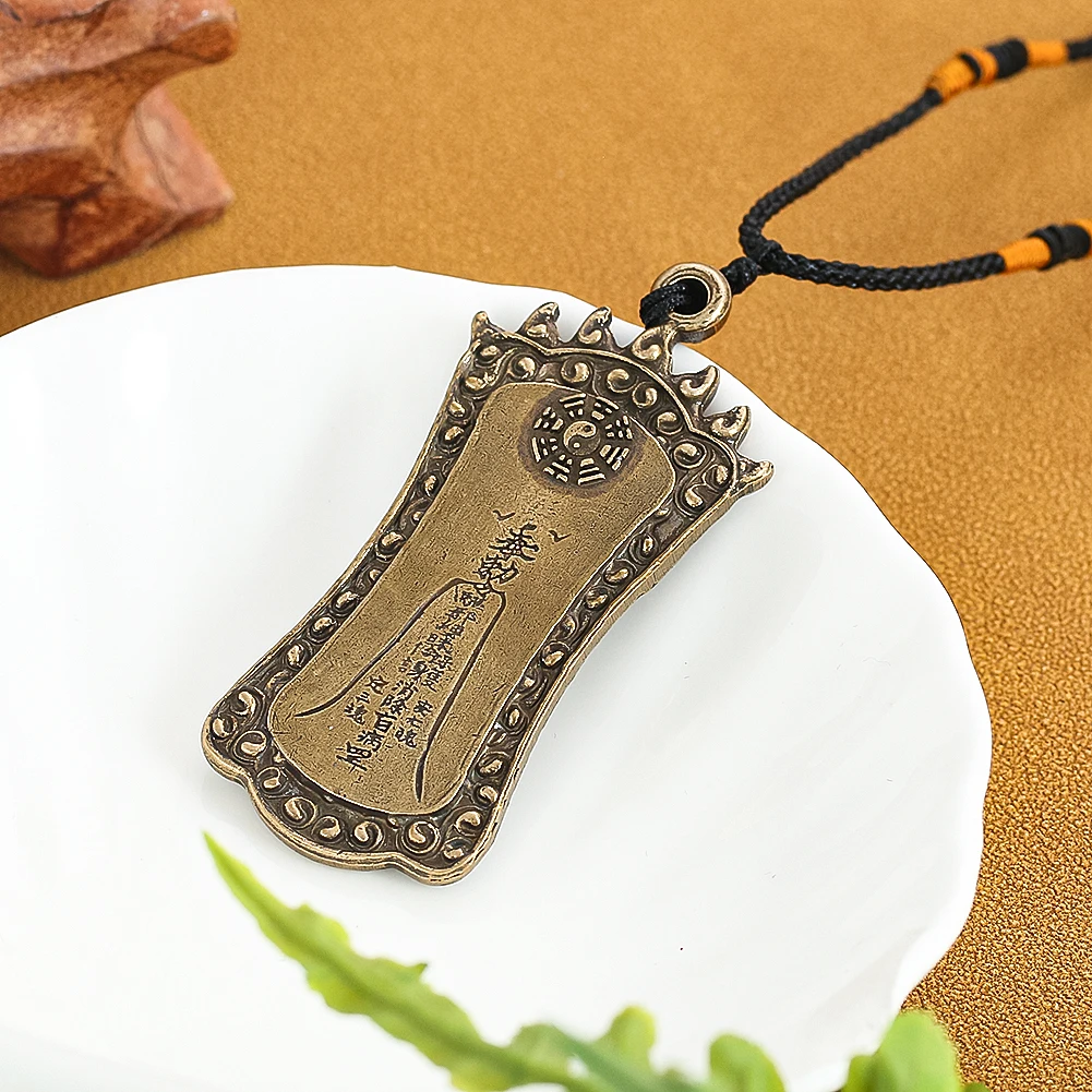 Retro Brass Troops Mythical Animals Pendant Necklace Yin Yang Tai Chi Eight Trigrams Pendant Fashion Amulet Jewelry Gifts