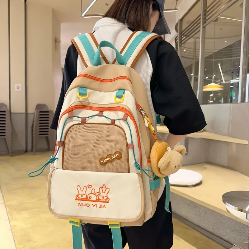 Cute backpack for middle school girls with high appearance, niche design sense, large capacity backpack for high school students