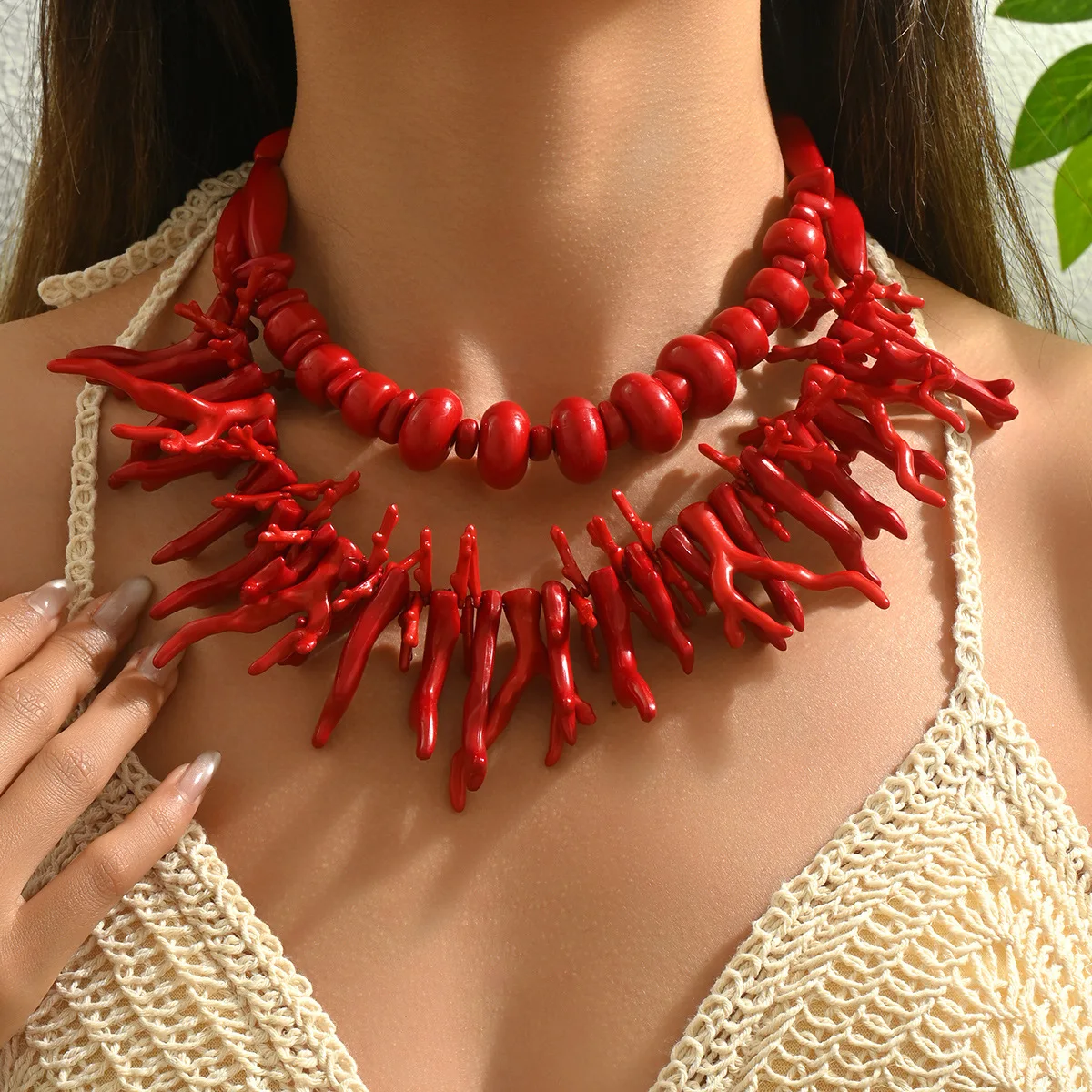 Bold Red Faux Coral Choker Necklace for Women Statement Bohemian Collar Necklace Chunky Beach Party Jewelry Wife Gift 2026 New