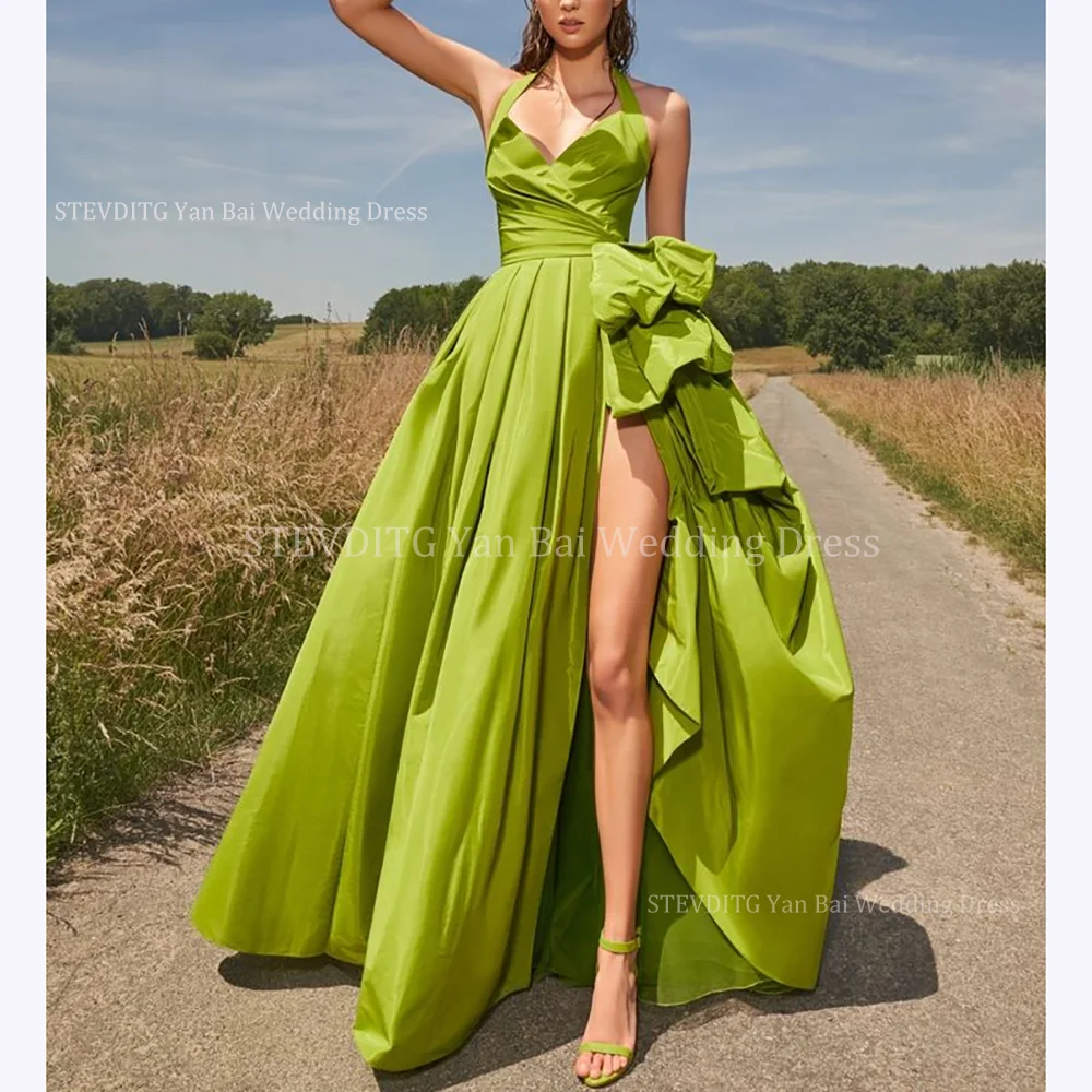 

Chic Green Prom Dress Elegant Halter Sleeveless Pleats Floor Length Red Carpet Gown Formal Evening Party Women's A-Line Dress