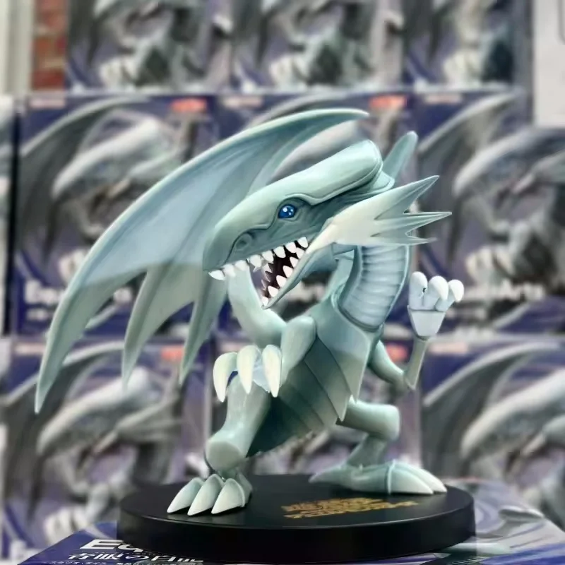 

В наличии оригинальные Konami 【Yu-Gi-Oht】 Фигурки голубого и белого дракона Коллекция моделей Настольный орнамент Игрушки Подарок на день рождения
