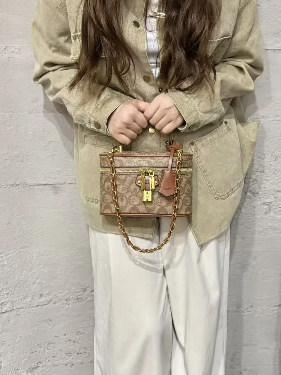 petit-sac-a-main-pour-femmes-sac-carre-europeen-nouveau-modele-2025-sac-de-maquillage-sac-a-bandouliere