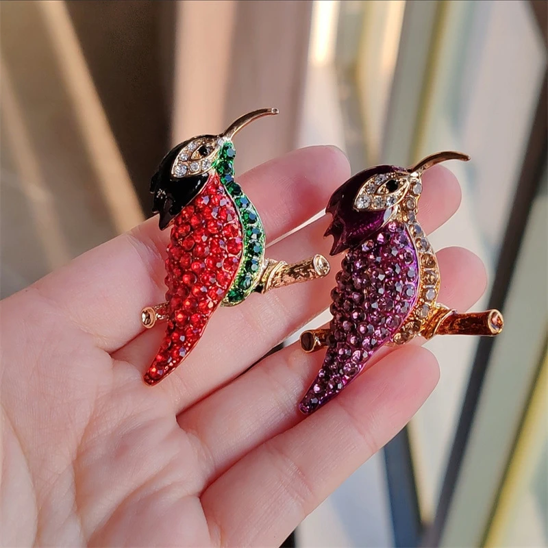 Fashion dripping Long Beak Woodpecker Brooch Creative personality bird brooch all matching clothing pin accessories