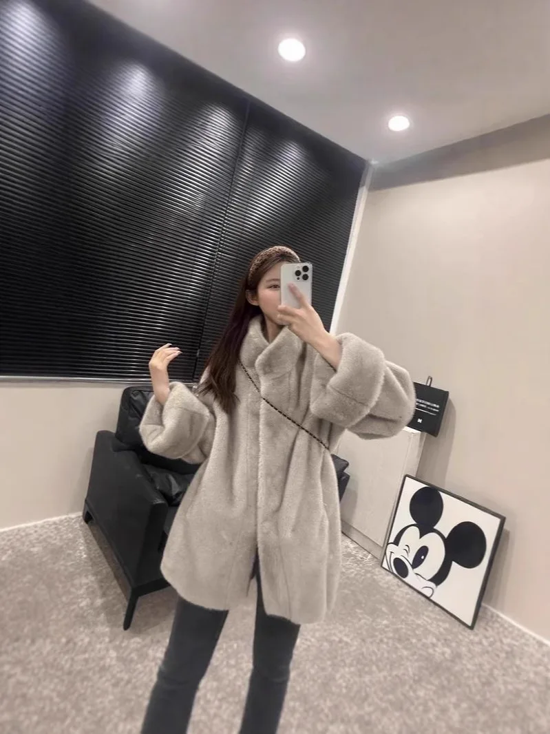 Długi płaszcz ze sztucznego futra damski wysokiej jakości wakacyjny młodzieżowy japoński styl miękki kobiecy modny elegancki czysta elegancja