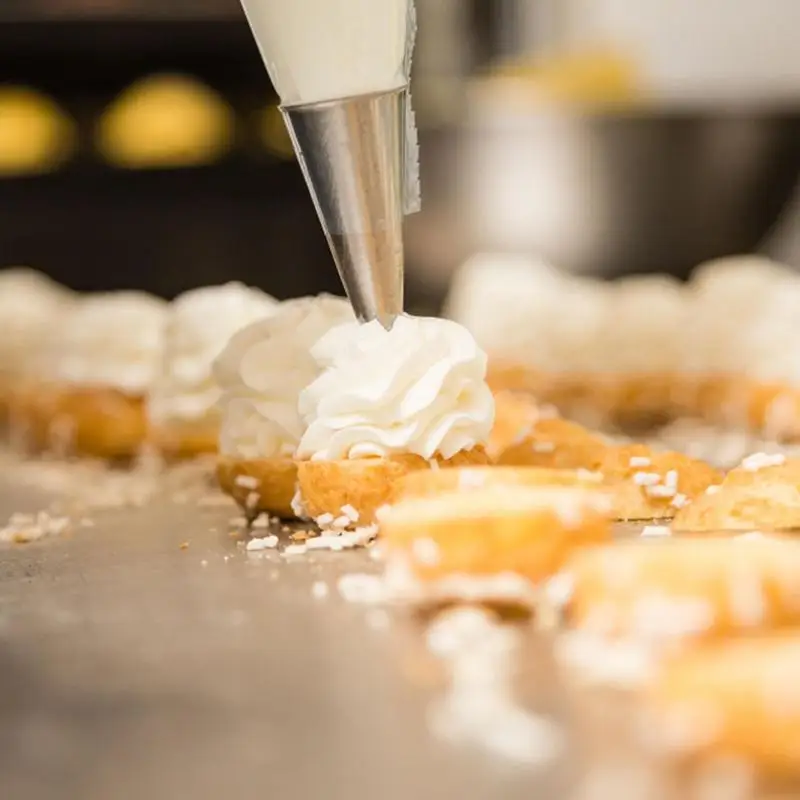 Icing Tips Stainless Steel Nozzle Icing Tips DIY Icing Nozzle Tool For Cupcakes Reusable Russian Piping Tips Cake Decorating