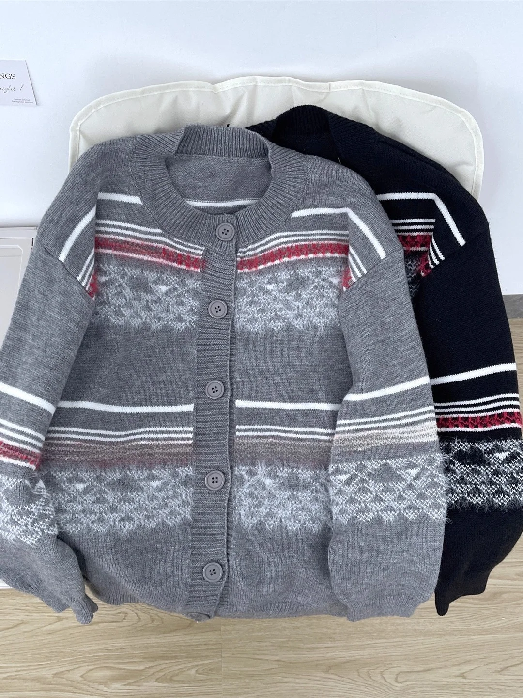 

Men's Winter Warm Knitted Sweater round Ne Fluffy Imitation Mink Cardigan Casual Sle Color Blo Striped Pattern