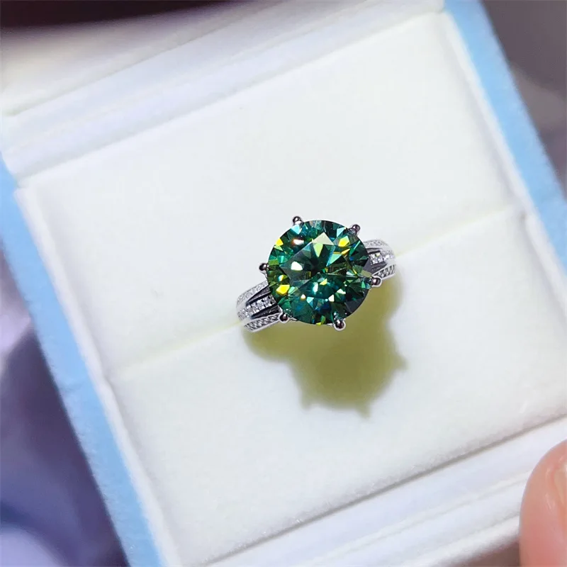 Carat Shining Luxury Green Full Diamond Ring For Women 5ct Moissanite PT950 Platinum | luxury diamond,crystal clear and dazzling