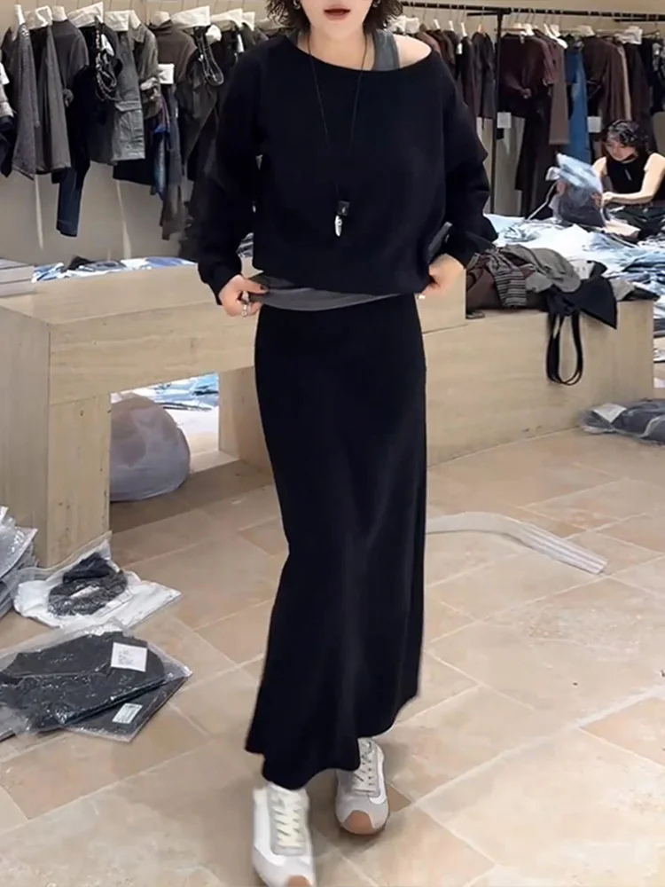 

Fashionable Korean Style Women's Autumn Set Hanging Neck Shoulder Bared Long Sleeve T-Shirt High Waist Skirt Two-Piece Suit