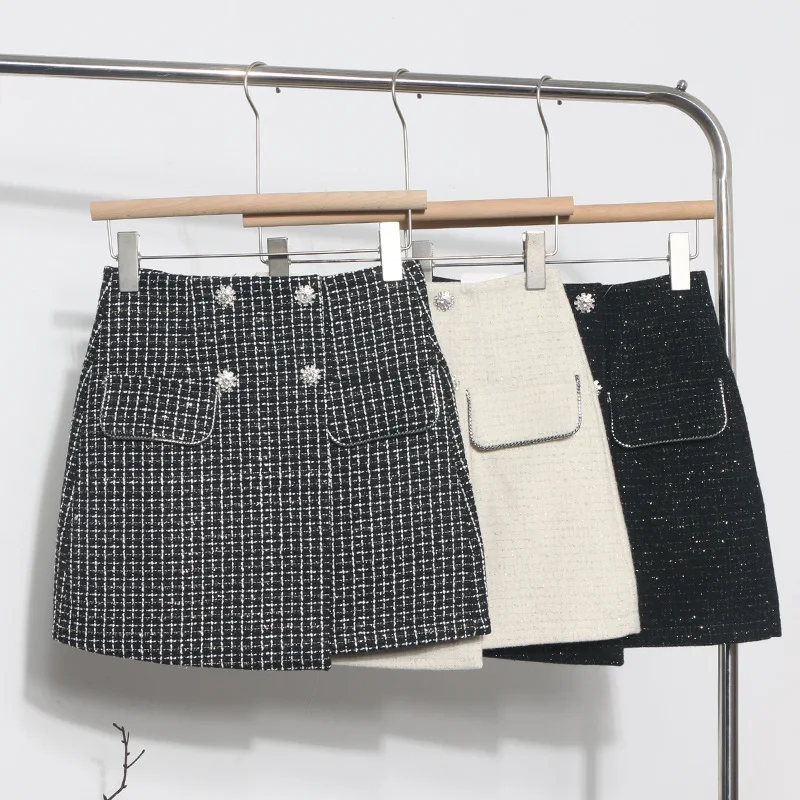 

Женская осенне-зимняя твидовая юбка в клетку 2026 года, новая модель в стиле «маленький аромат», с завышенной талией, двубортная, А-силуэт, короткая