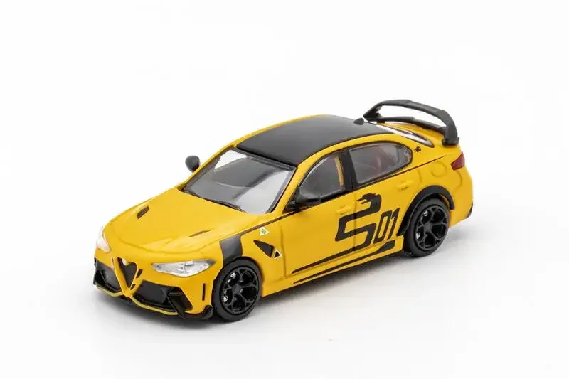 Modelo de coche DCT 1:64, Alfa Romeo, Giulia, GTM, LHD, fundido a presión