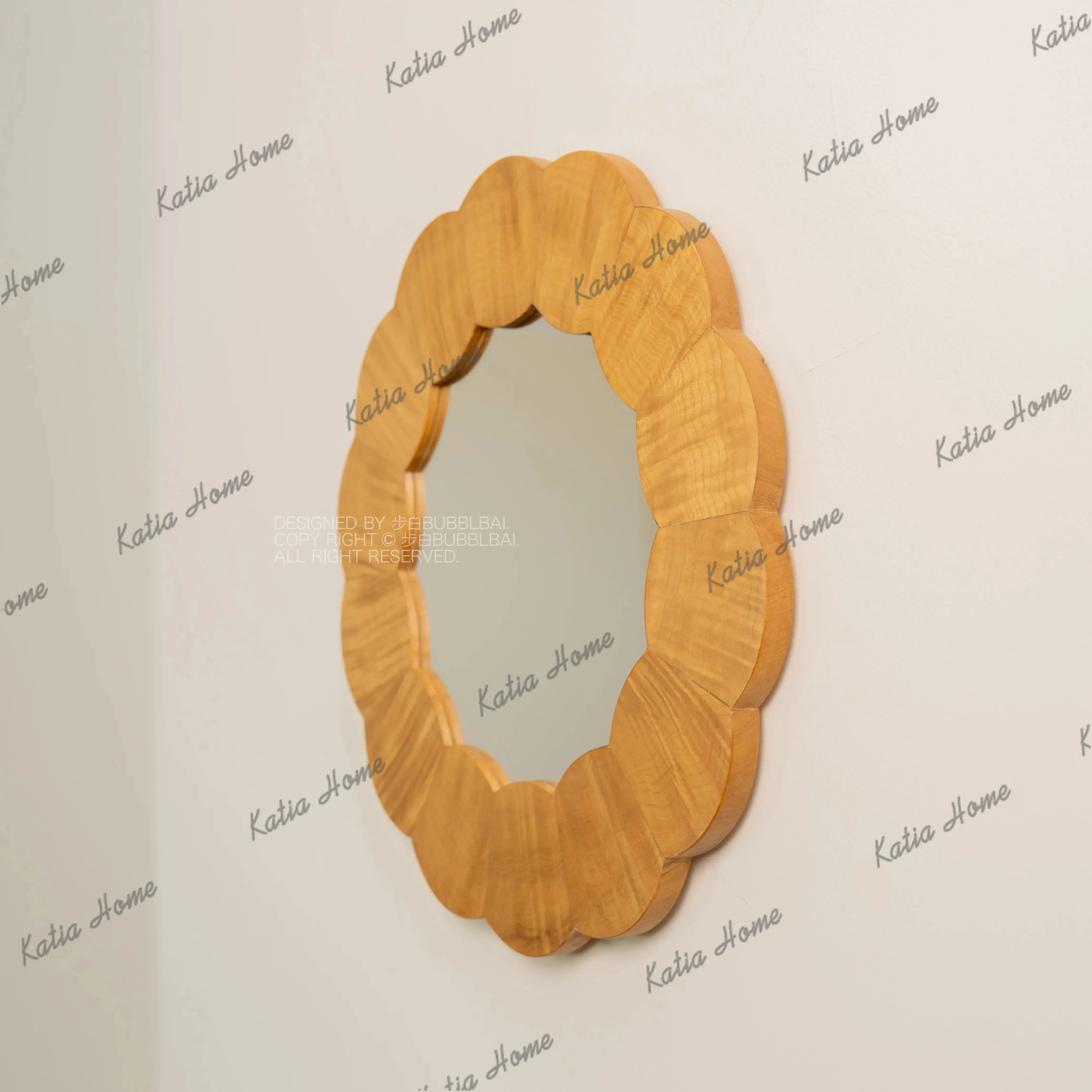 Creative Art Design Sunflower-Shaped Wooden Frame Decorative Mirror Simple Style Home Wall-Mounted High-Definition Vanity Mirror
