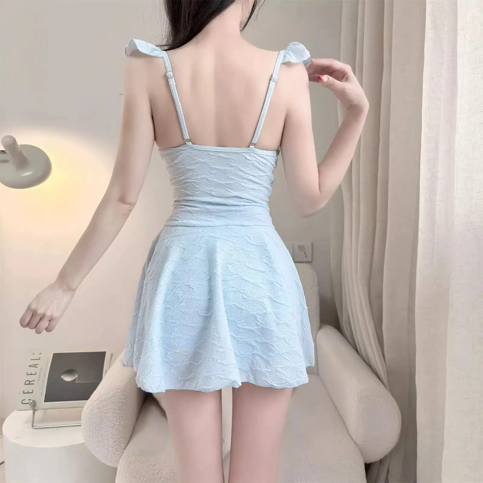 Traje de baño con tirantes para mujer, vestido Sexy de una pieza, traje de baño adelgazante para el pecho, traje de baño para vacaciones en la playa, regalos de cumpleaños 2025
