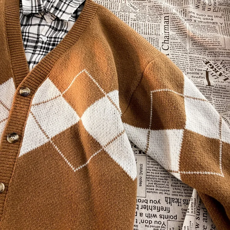 

Мужской осенне-зимний новый свитер с v-образным вырезом, молодежный модный вязаный шерстяной пиджак, кардиган, клетчатый свитер