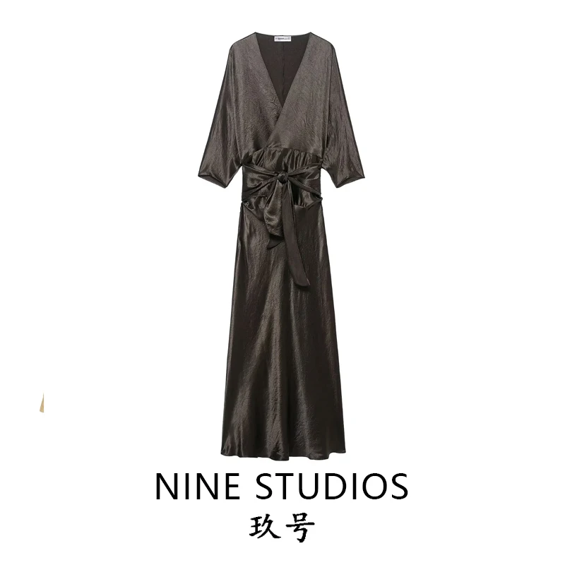 

Женское шелковое атласное платье NINE ZAR с V-образным вырезом, поясом на талии, двубортное, повседневное, А-силуэт, с рукавом три четверти