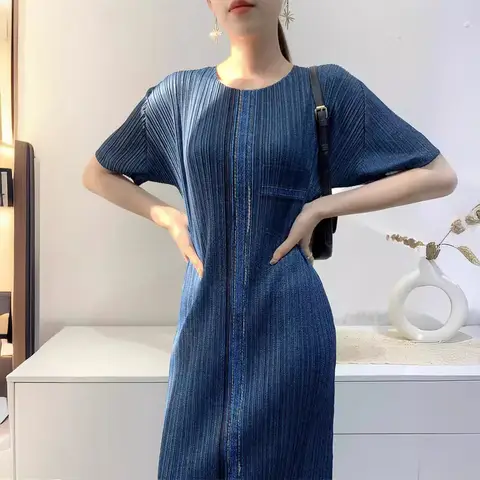 मियाके प्लीटेड हैवी इंडस्ट्री फ्लावर डिस्क जियोमेट्रिक प्लीटेड ड्रेस, महिलाओं के लिए बहुमुखी आयु-घटाने वाली मदर आउटफिट 2025 8 best sales मियाके पोशाक - №4