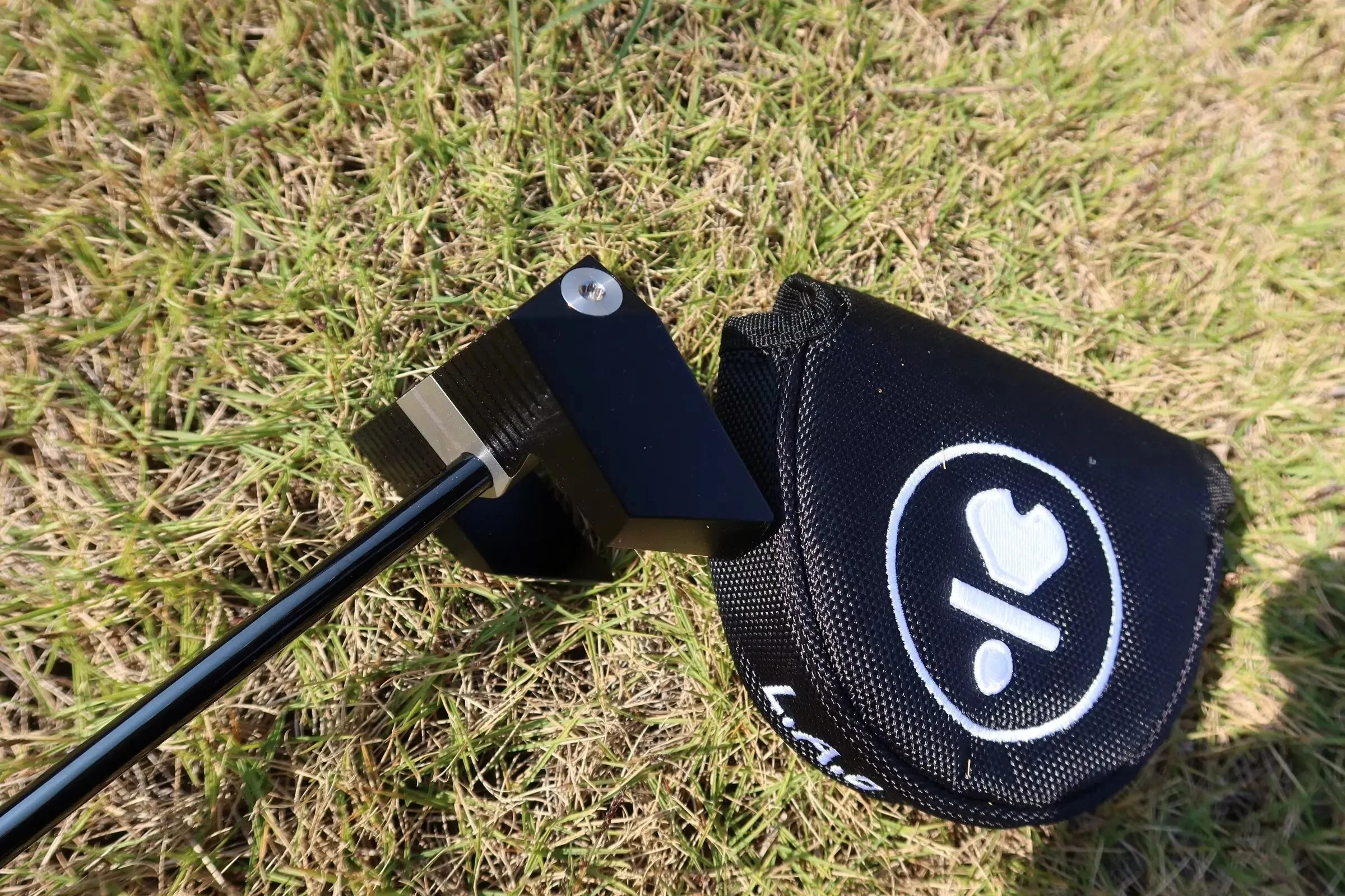 GOLF Big Black Bull Golfputter MEZZ.1 automatischer Ausgleichsschläger GOLF MEZZ.1 Big Black Bull
