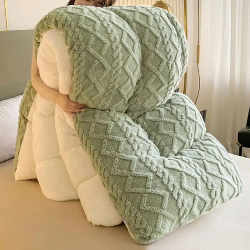 

Thiened Lamb Velvet Blanket Durable Student Dormi Single Bed Use Warm Polyester Fiber Filled Coralline Fce Winter Quilt