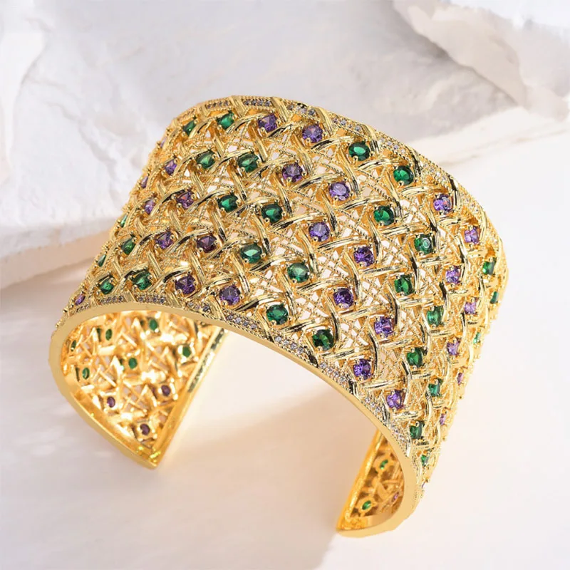 Fashion Titanium Mesh Micro-Inlaid Colorful AAA Zircon Retro Elegant Luxury C-Shaped Wide Bracelet.