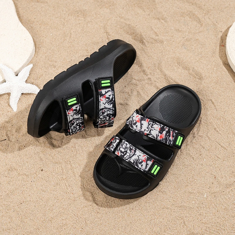 

Boys Handsome Sandals Open Toes Soft Sole Kids Slippers Non-slip 2026 Brand New Children Beach Shoes Soft Bottom Versatile
