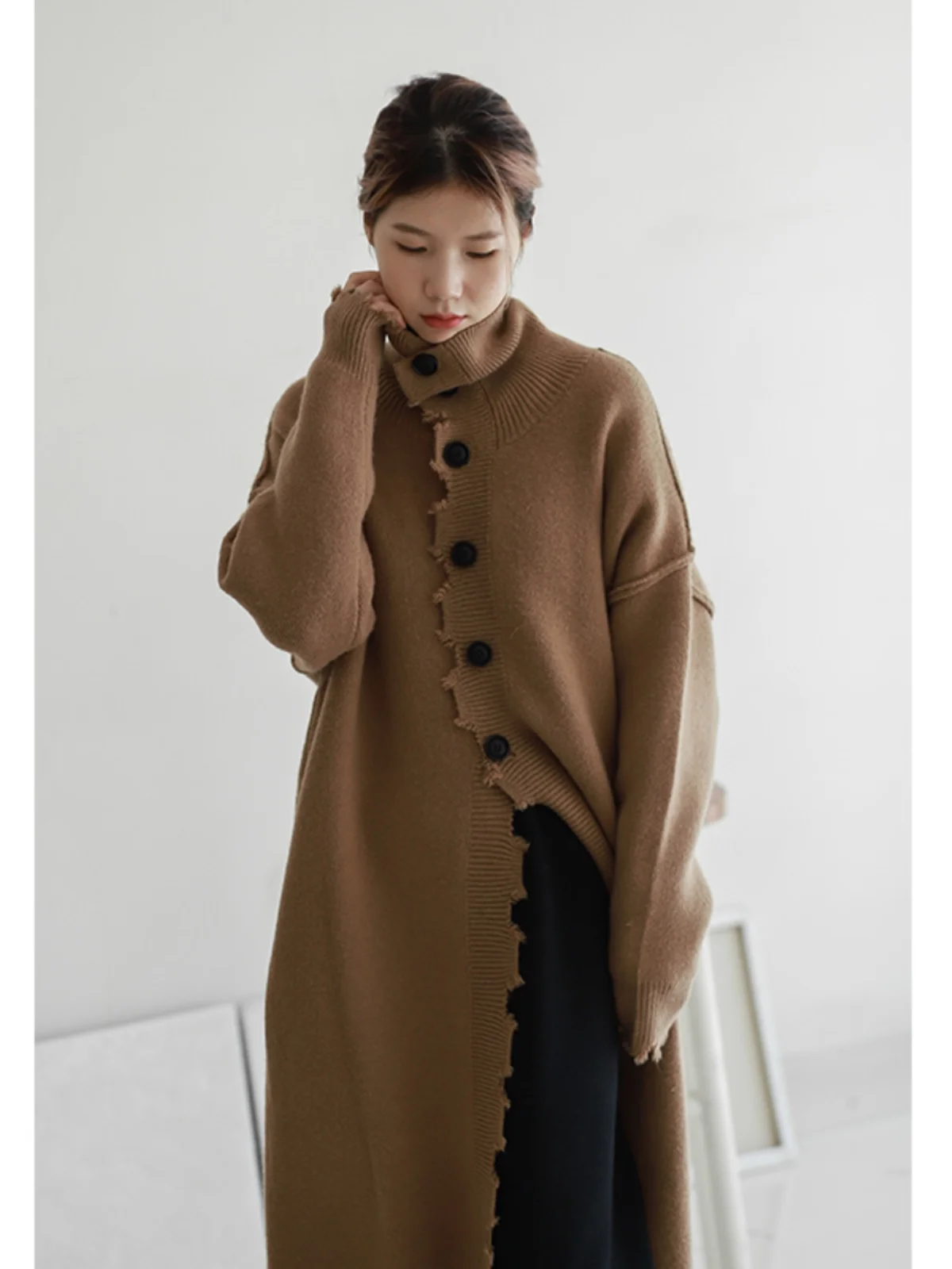 

Phil Dan Thi Heavy Knitted Long Coat High Collar Buttoned Sweater Outerwear Warm Comfortable Winter Faion Ladies' Knitwear