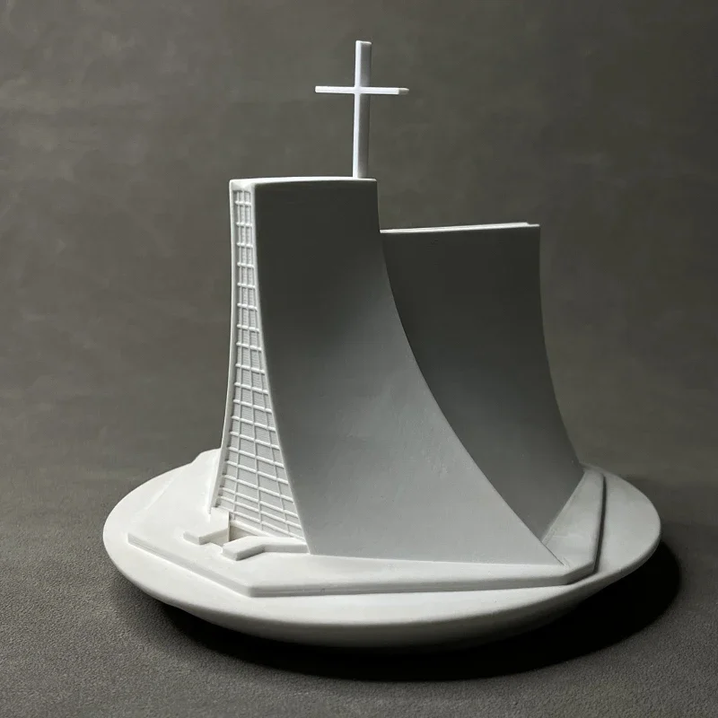 The Plaster Model of Master Architect Ieoh Ming Pei's 'Lusiyi Church' in Taichung Is Decorated with Micro-Landscape Ornaments