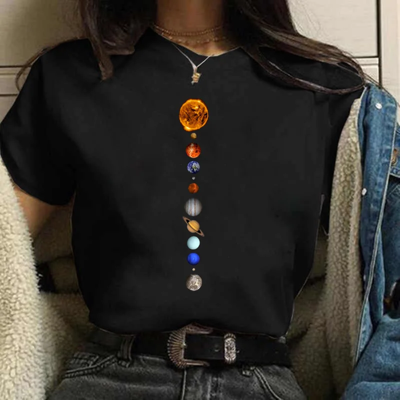 Universe planets Print Tshirt Women Aesthetic Kawaii Graphic T shirt female Tee Tops Retro Black Tshirt Ladies Clothing 2023