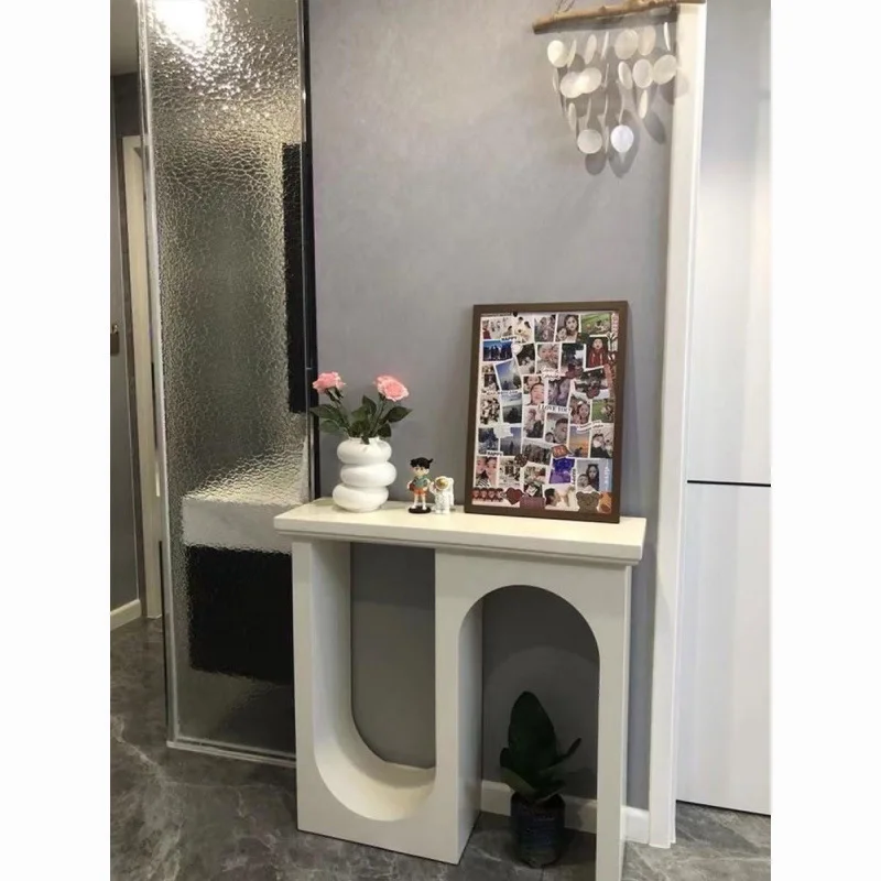 

Italian light luxury black double arc entrance platform minimalist decoration entrance cabinet villa living room