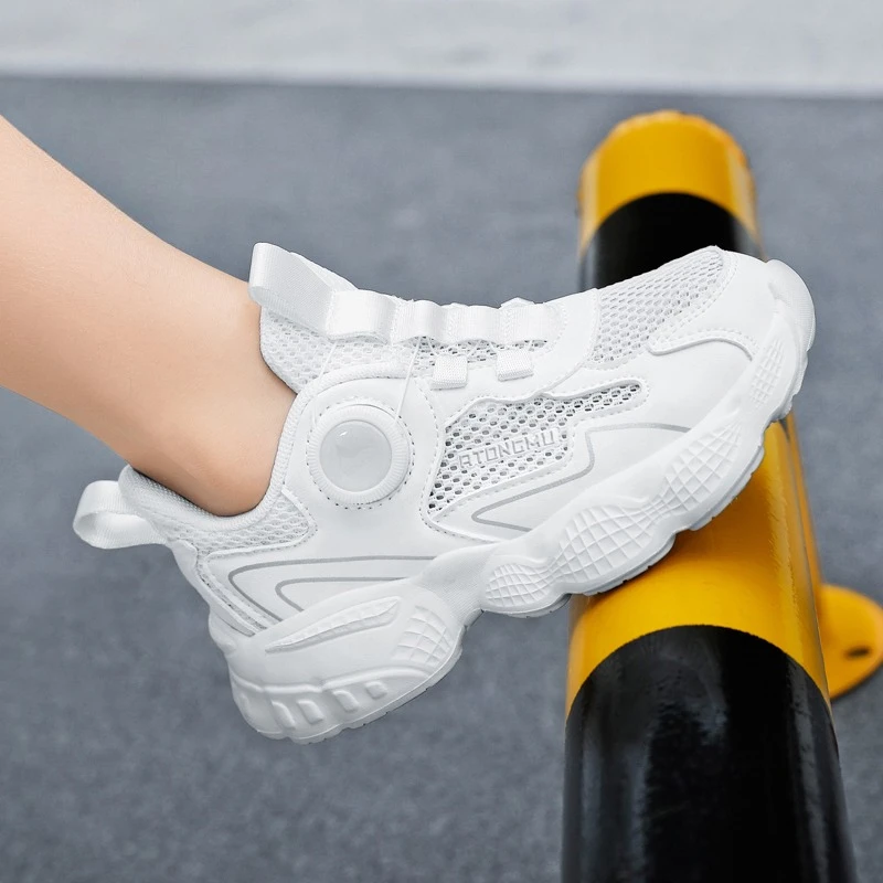 

Solid Color Unisex Breathable Mesh Athletic Shoes Pure Tone Mesh Anti Slip Sole Daily Outdoor Running Shoes