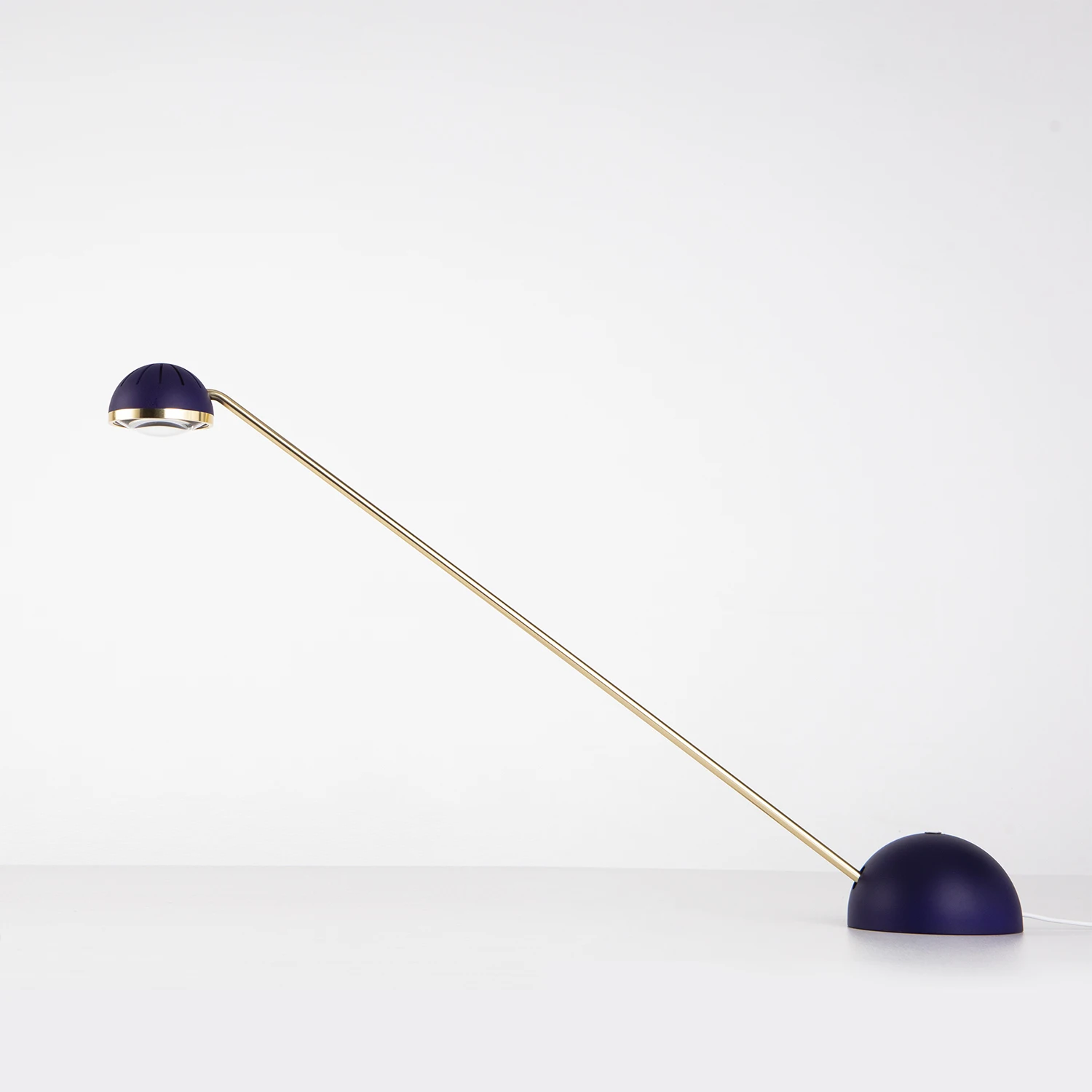 

Eye-caring Dimmable USB Cable Connected Office Lamp 3-stage Adjustable Brightness Light Focus LED Reading Work Desk Lamp