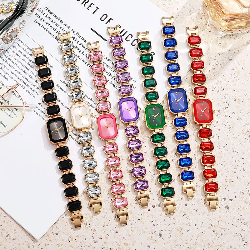 ساعة سيراميك نسائية جديدة رائجة البيع ساعة كوارتز مربعة الشكل ومتعددة الاستخدامات بحزام رفيع