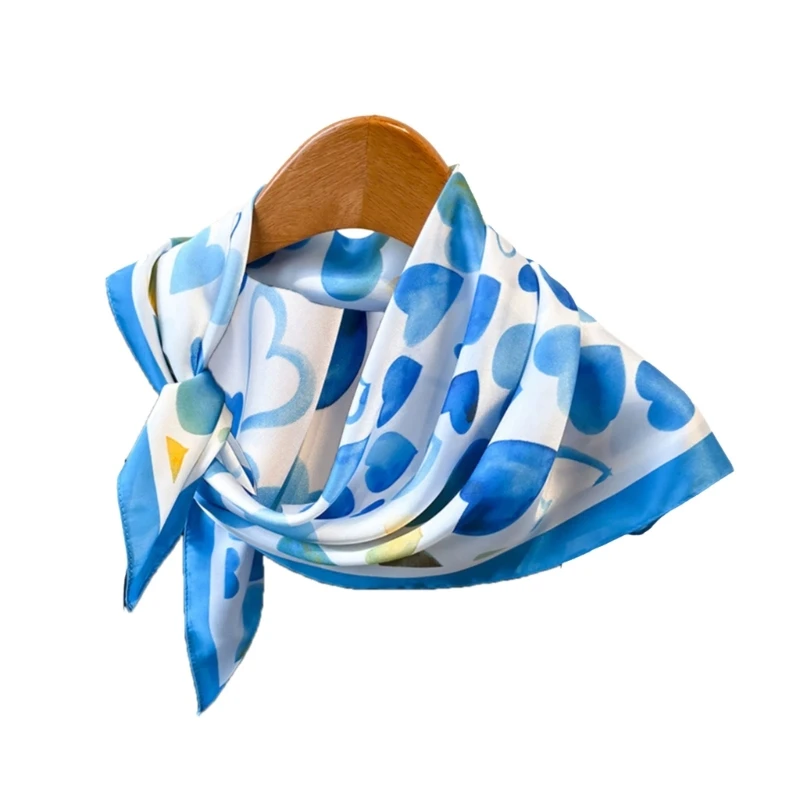 652fオフィスウェアとレジャートラベルスクエアのためのエレガントなハートファウラードカチーフ