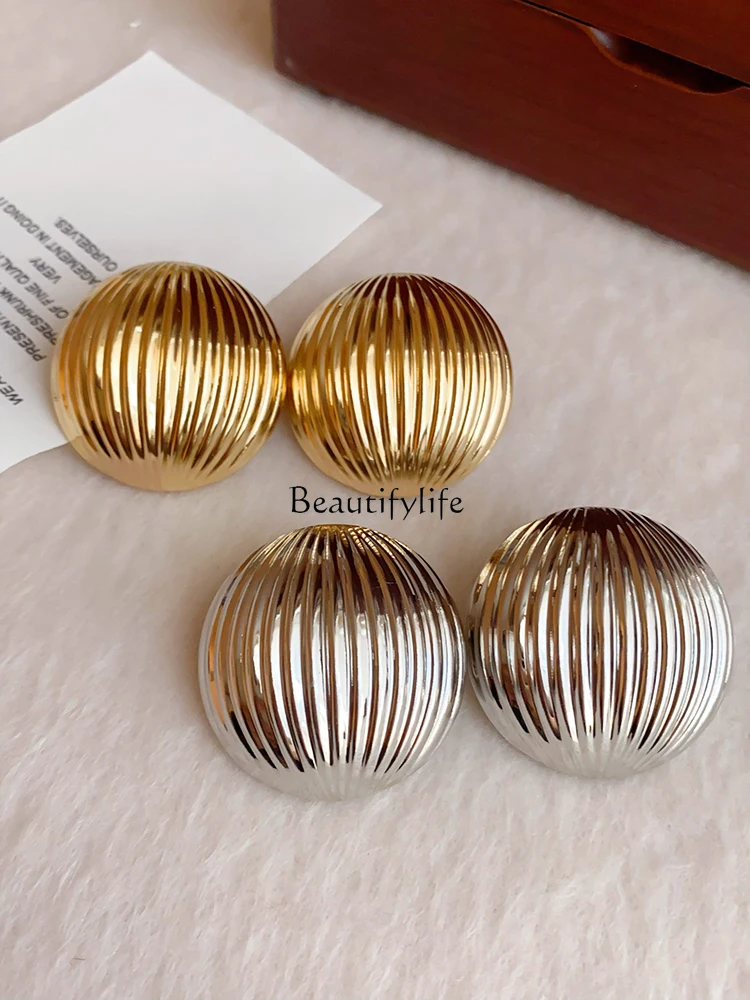 

Semi-Circular Striped Metal Eye-Catching Large Studs High-Grade Niche Unique Earrings 2024 New