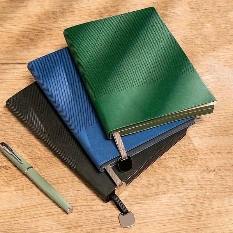 Thickened Notebook Diary Notebook Vintage High-end PU Leather Classic Travel Diary Notebook Business A5 Notebook Gift Box