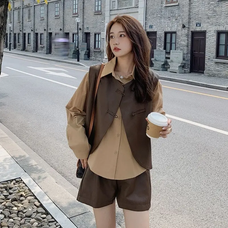 

Korean Three-Piece High-End Leather Vest Long-Sleeved Shirt Short Leather Pants Women'S Early Autumn New Loose Niche Design Suit