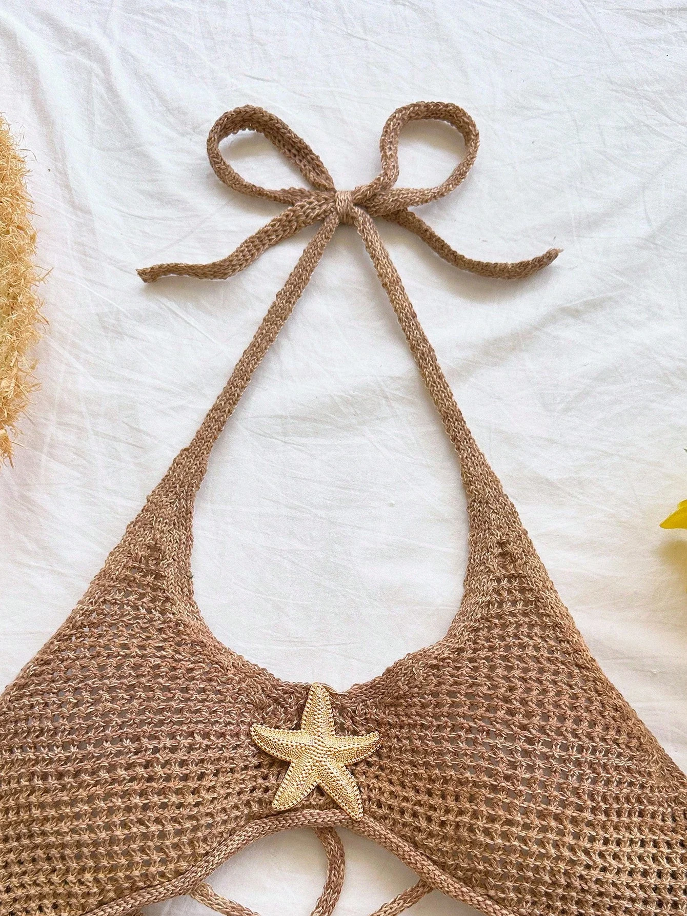 

Вязаное крючком мини-платье с вырезом на шее, декором в виде морских звезд и элементами бохо для женщин