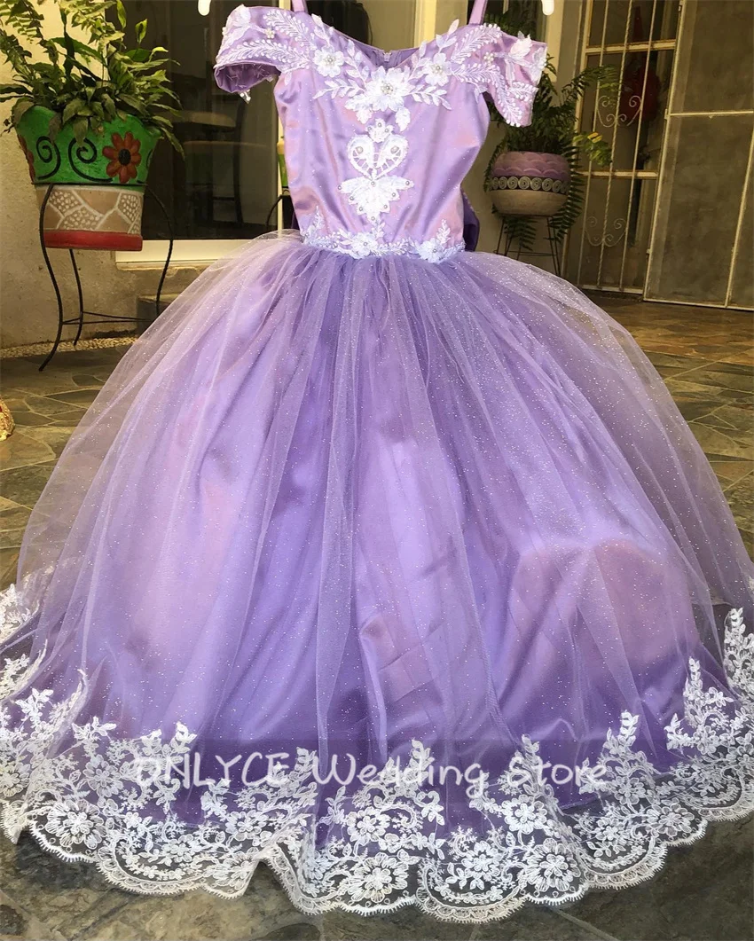 

Cute 2024 Lavender Flower Girls Dress With Bow Beading Lace Appliques Ball Gown Flowers Applique For Child Birthday Party Gown