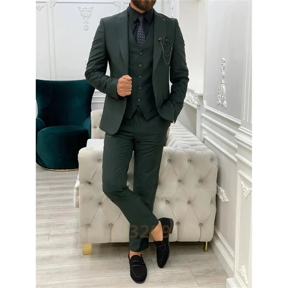 2024 Post Green Suits Men Suits 3 Pieces Wedding Wear Business Male Groom Wedding Dress Jacket Vest Pants Set Blazers Coat