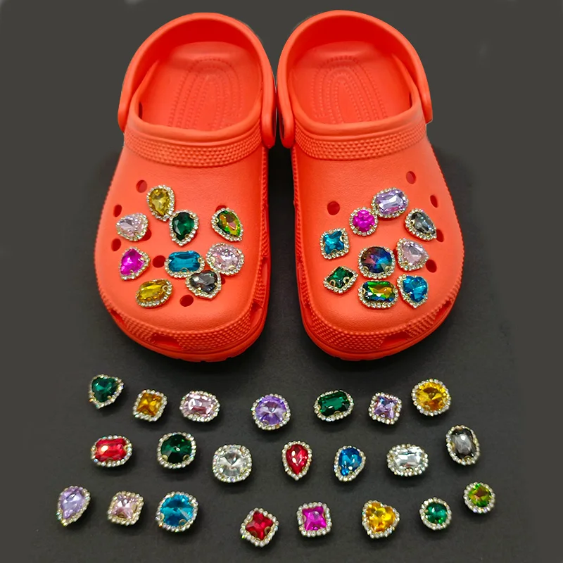 1 Stück Luxus-Charms für Damenschuhdekorationen, Anstecknadeln für Sandalen, Mädchen, weibliche Gastgeschenke, rosa Schuhanhänger, buntes Herz – Detail 9