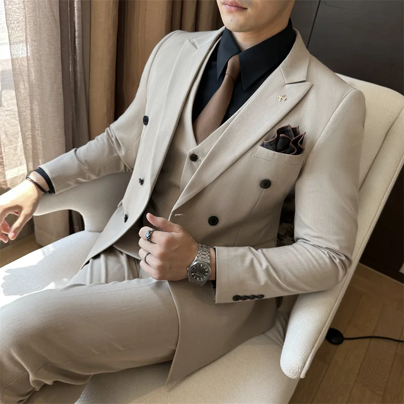 Customized Double Row Suits for Men  Suitable for Work Businessand Banquets.Small Batch Customization Is Available and Suit