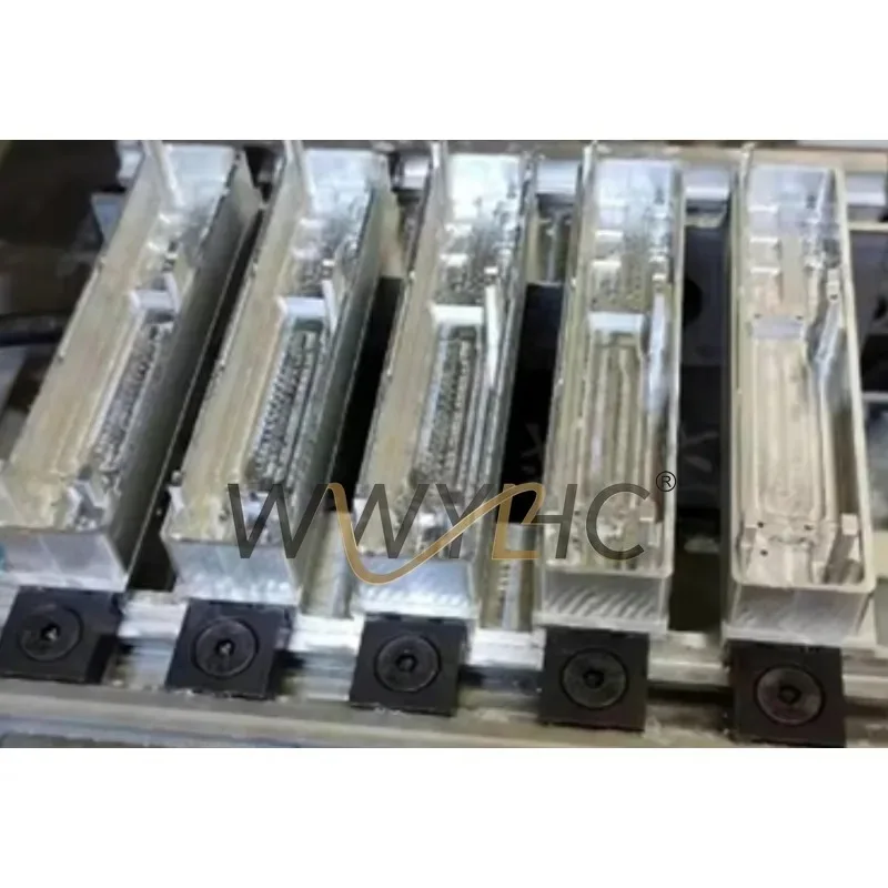 

Suitable for Tooth Shaped Side Top Unidirectional Integrated Tiger Jaw with Multiple Positions