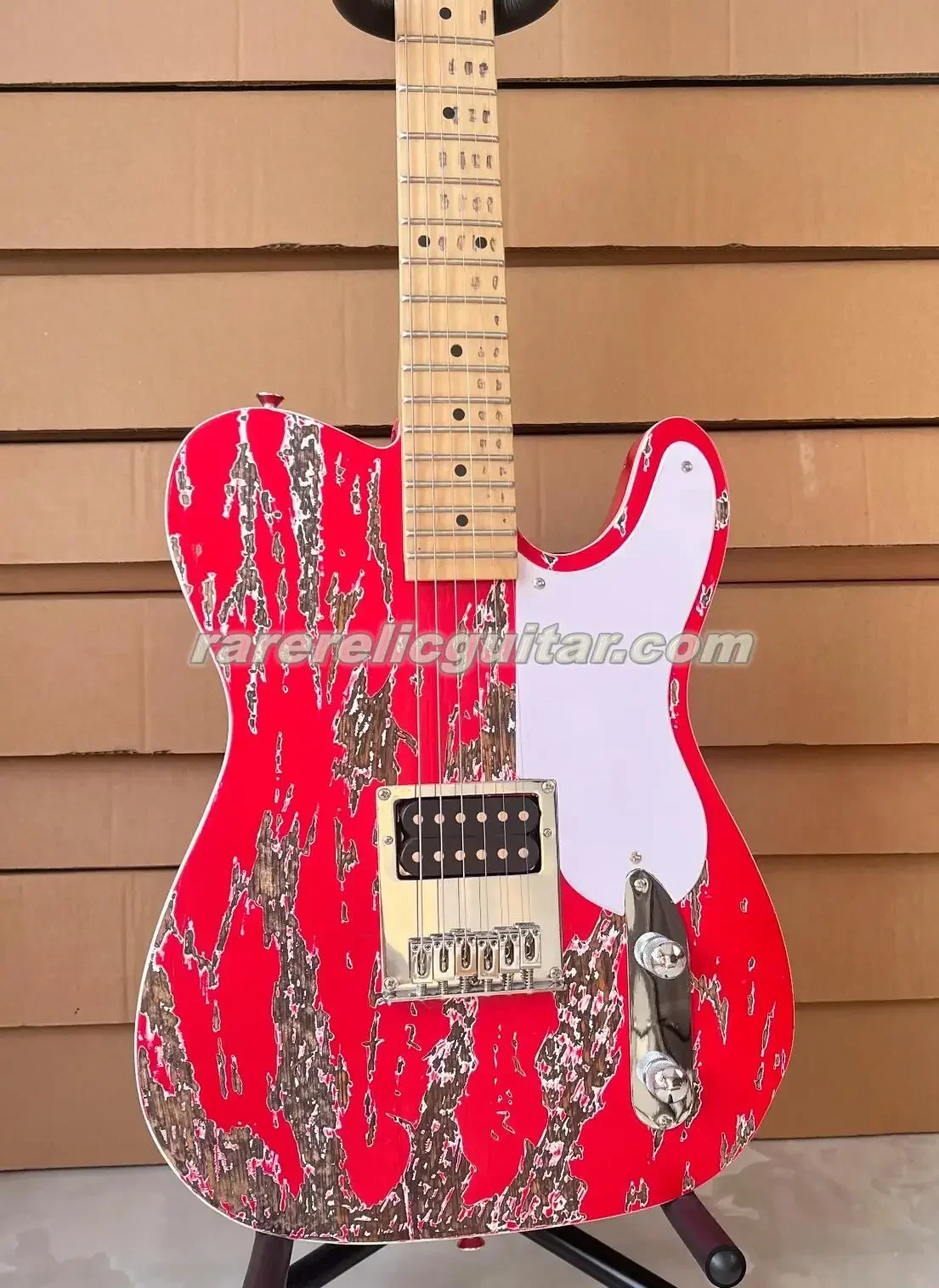 ในสต็อก BillyGibbons John Bolin Peeler สีแดง Relic กีตาร์ไฟฟ้า Elm Body Maple Fingerboard ฮาร์ดแวร์ Chrome สีขาว Pickguard