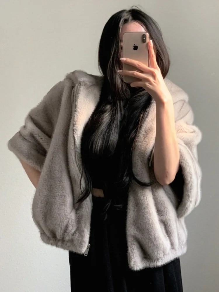 [EWQ] Short Sleeve Faux Fur Vest Casual Style Hooded Design Women 2024 Winter coats All-match Keep Warm Thick Waistcoats 16O3269