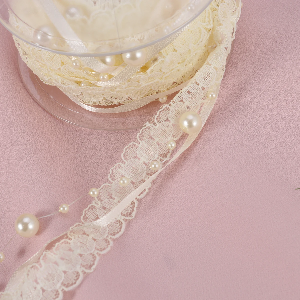 

Decorative Ribbon Pearl Chains Snowflake Crafts Beaded Trim Lace Assortment Wedding Decor Garland Backdrop Strings Satin Ribbon