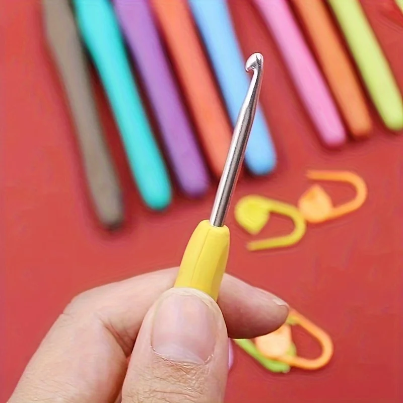 9-teiliges Regenbogen-Aluminium-Häkelnadel-Set 2-6mm Ergonomischer Komfortgriff Glatte Nadeln DIY Strick- und Webwerkzeuge – Detail 4