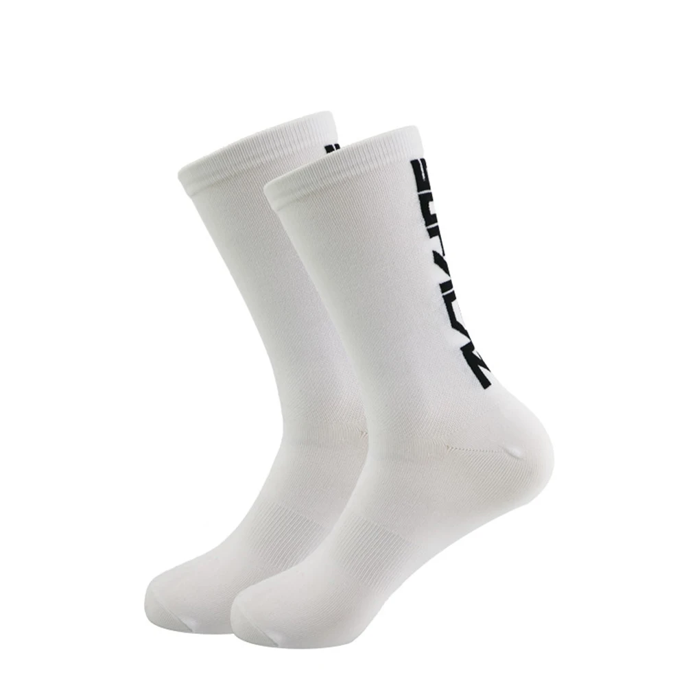 

1 pair of solid letter football socks, basketball socks, cycling socks, outdoor sports socks, yoga socks