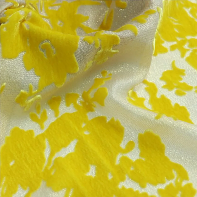 

Silk georgetta gold printed velvet fabric for women's cheongsam and dress textile