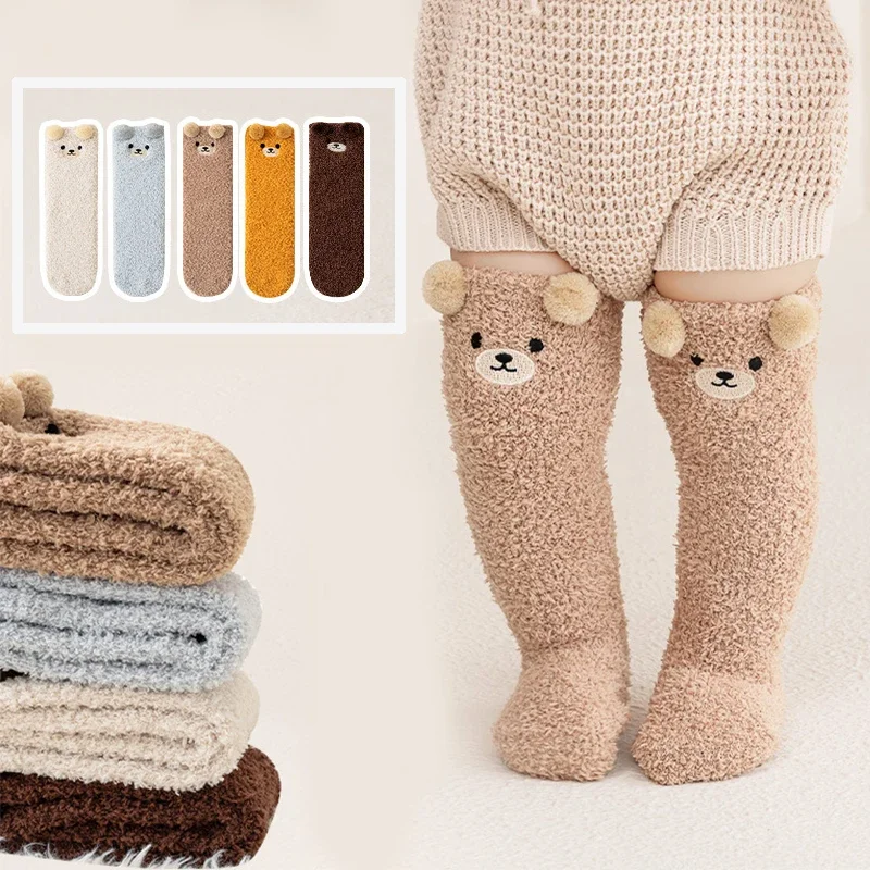

Зимние теплые длинные носки из кораллового флиса для маленьких мальчиков и девочек, милые детские напольные утепленные гольфы с героями мультфильмов