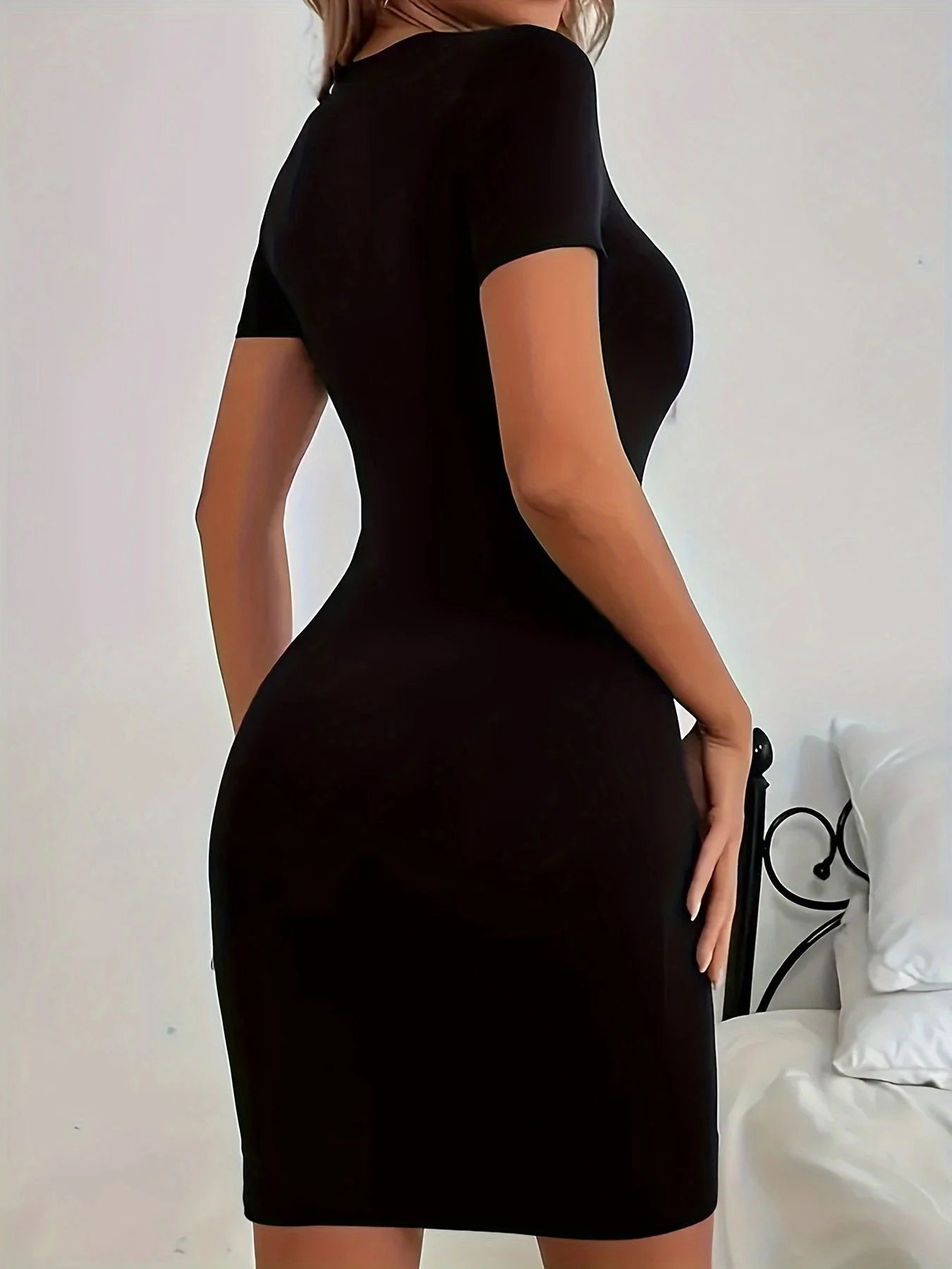 Robe t-shirt noire à manches courtes pour femmes, tenue décontractée avec graphique, col rond, coupe ample, printemps et été, été