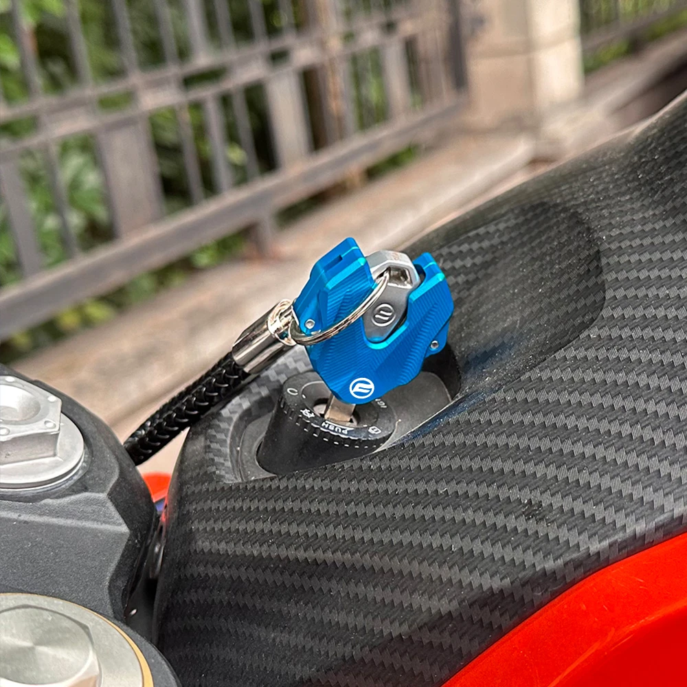 Motorcycle Keychain Case Shell & Keychain Key Ring For CFMOTO 675SR 675NK 675 SS SR-R 450 SR MT 650MT 700MT 750SRS Accessories